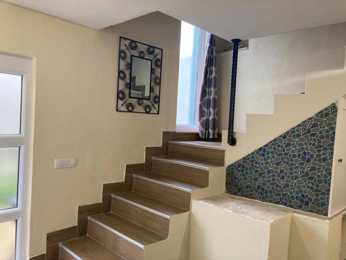 Relax And Explore, Alva Apartment Solin Exteriör bild